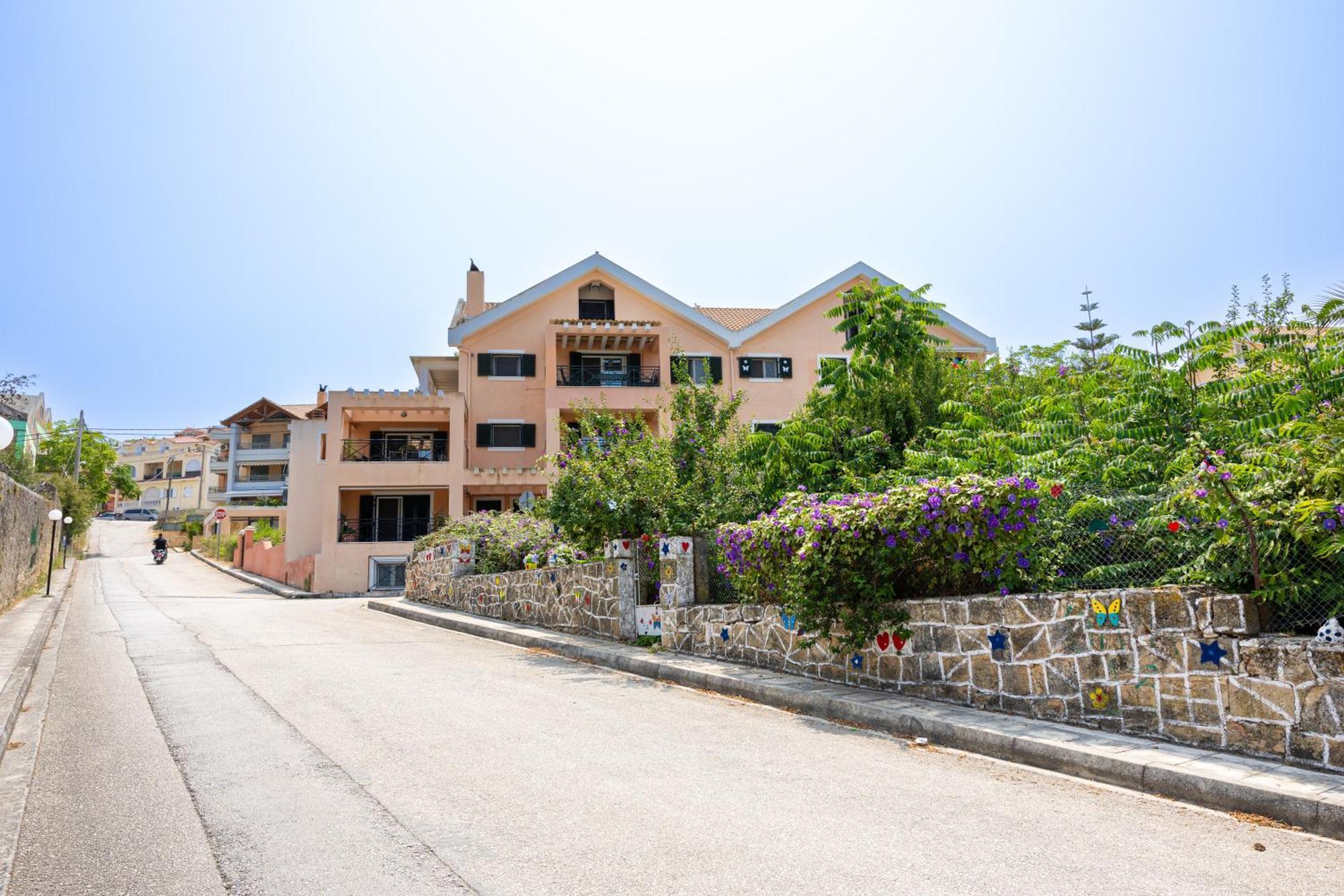 Domus City Apartment Argostoli  Exterior photo